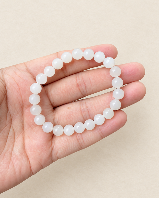 Jade bracelet with 8 mm beads